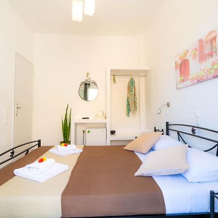 Join Us Low Cost Rooms Kamari  Exterior photo