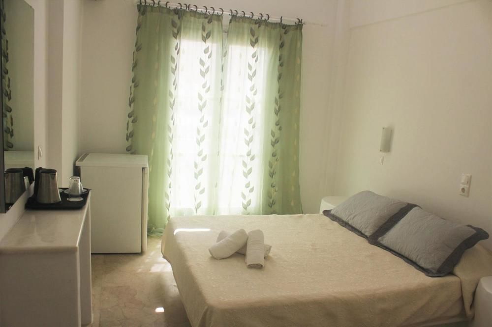 Join Us Low Cost Rooms Kamari  Exterior photo