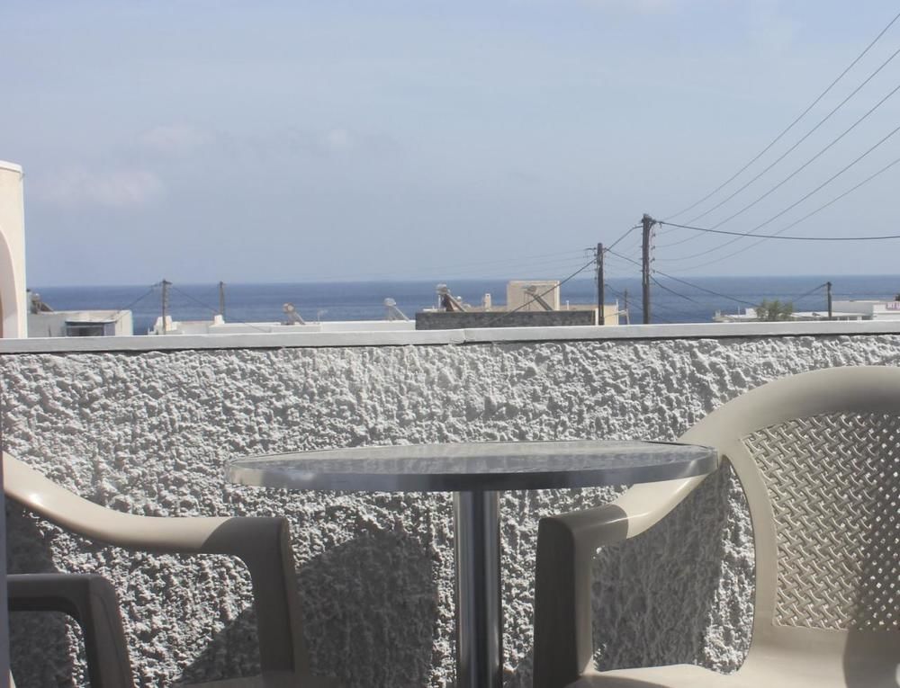 Join Us Low Cost Rooms Kamari  Exterior photo
