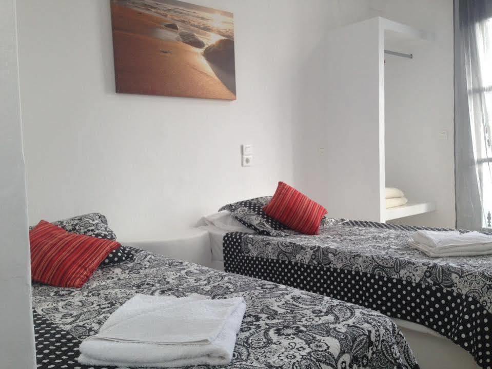 Join Us Low Cost Rooms Kamari  Exterior photo