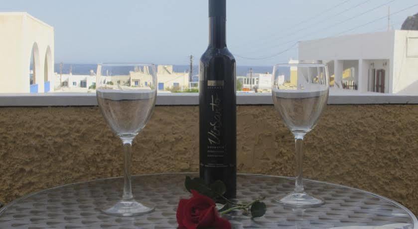 Join Us Low Cost Rooms Kamari  Exterior photo