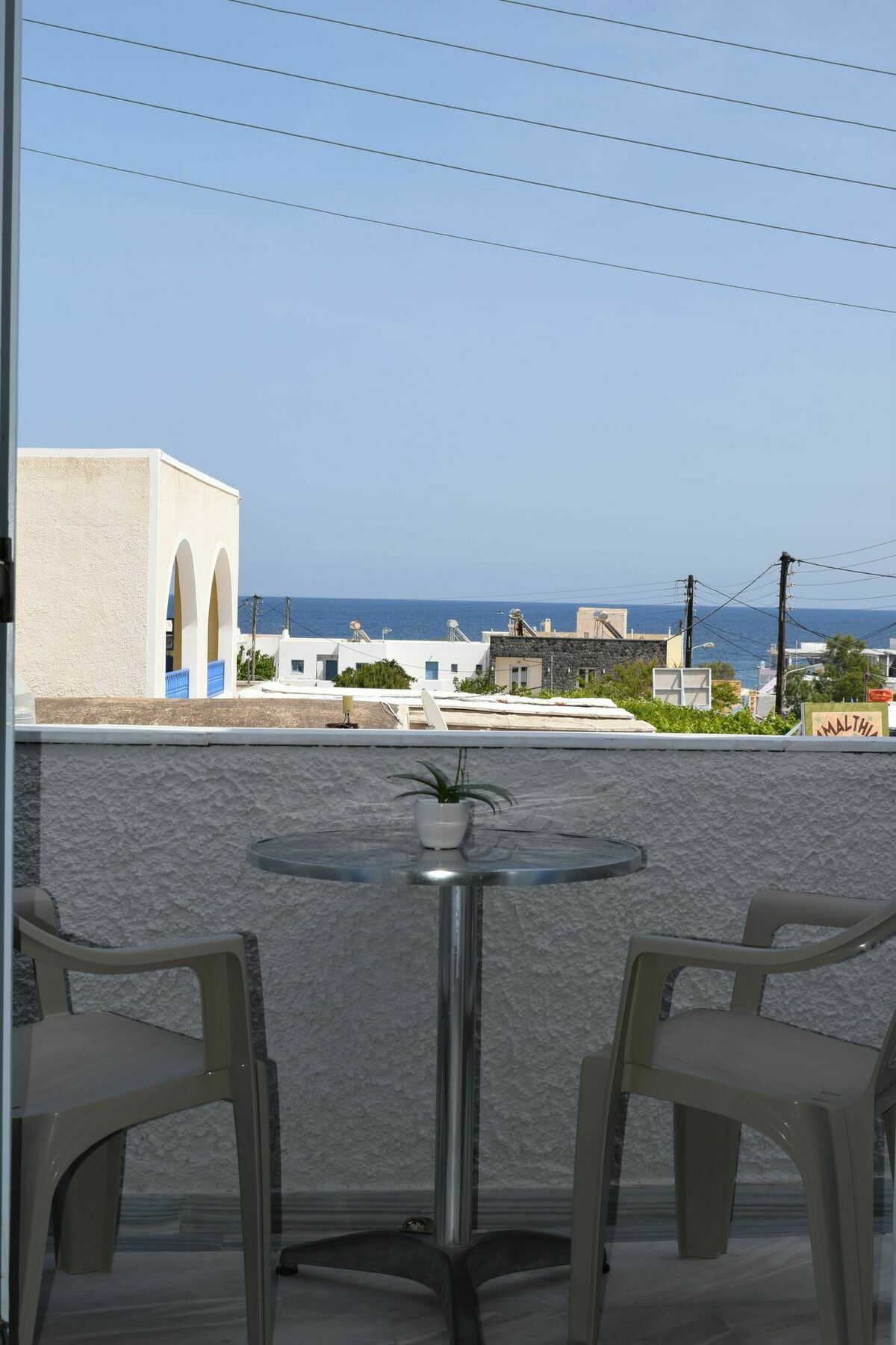 Join Us Low Cost Rooms Kamari  Exterior photo
