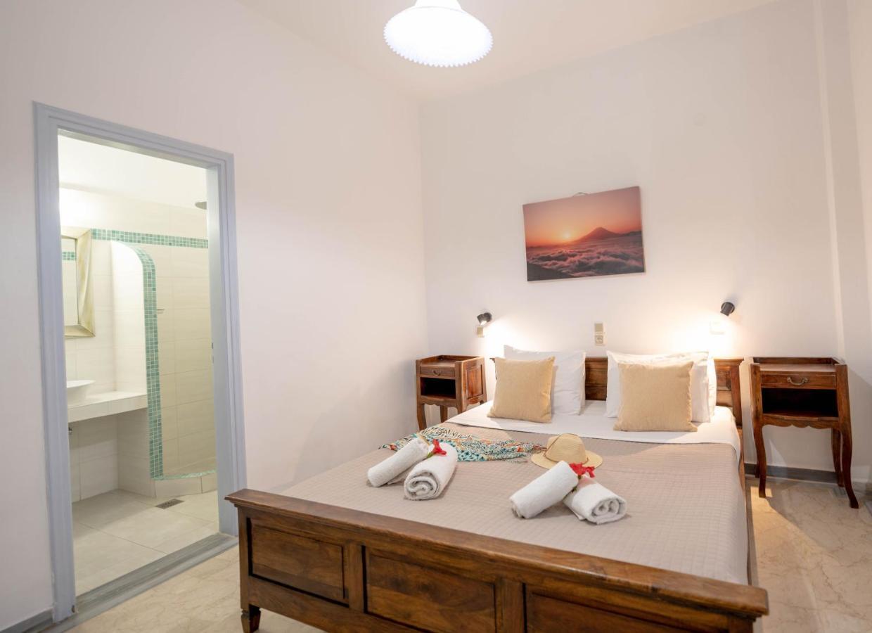 Join Us Low Cost Rooms Kamari  Exterior photo